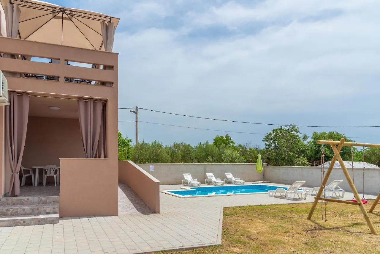 Apartmani Krzak Nin 0*,