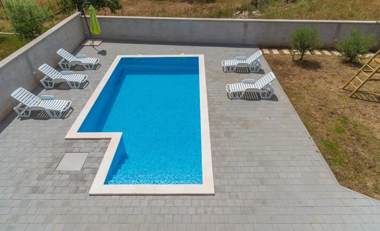 Apartmani Krzak Nin Croatia