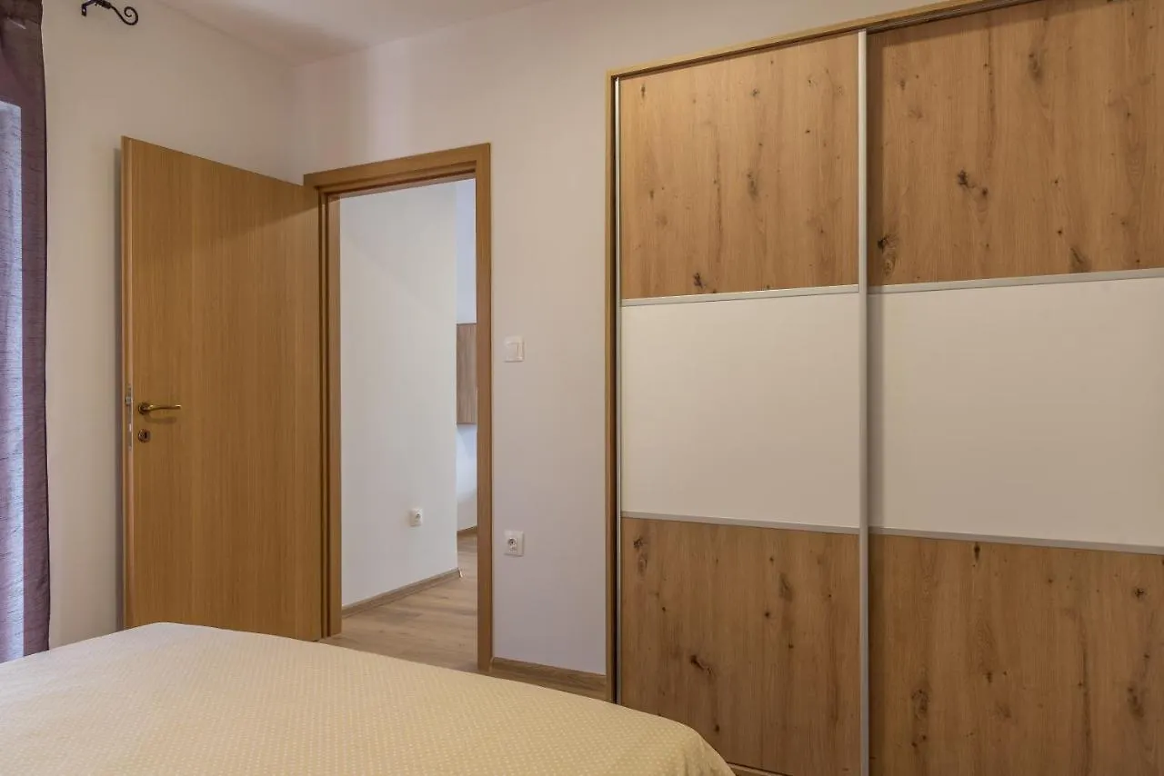 Apartmani Krzak Nin Croatia