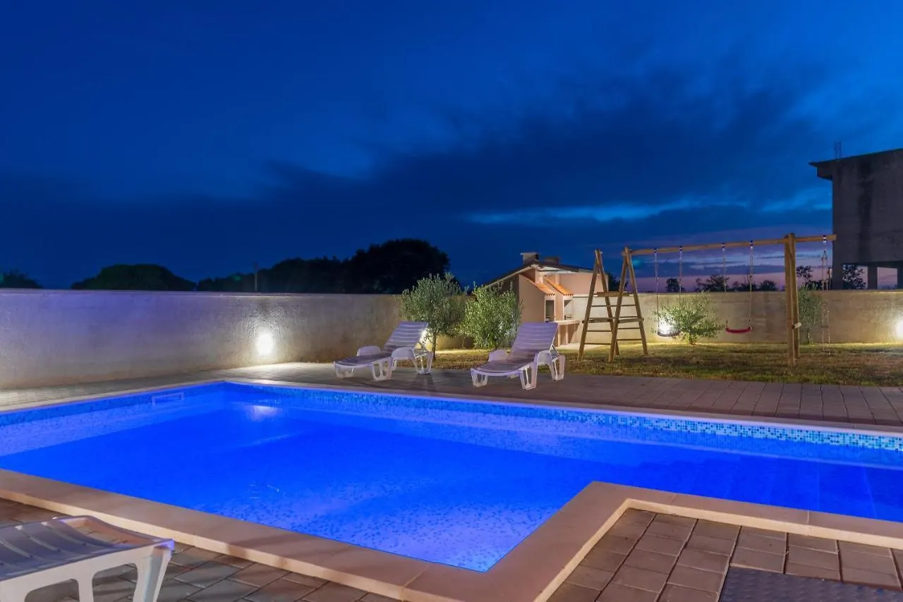 Apartment Apartmani Krzak Nin Croatia