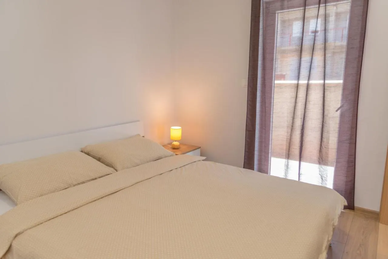Apartment Apartmani Krzak Nin