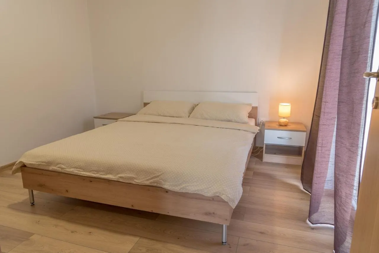 Apartmani Krzak Nin 0*,  Croatia