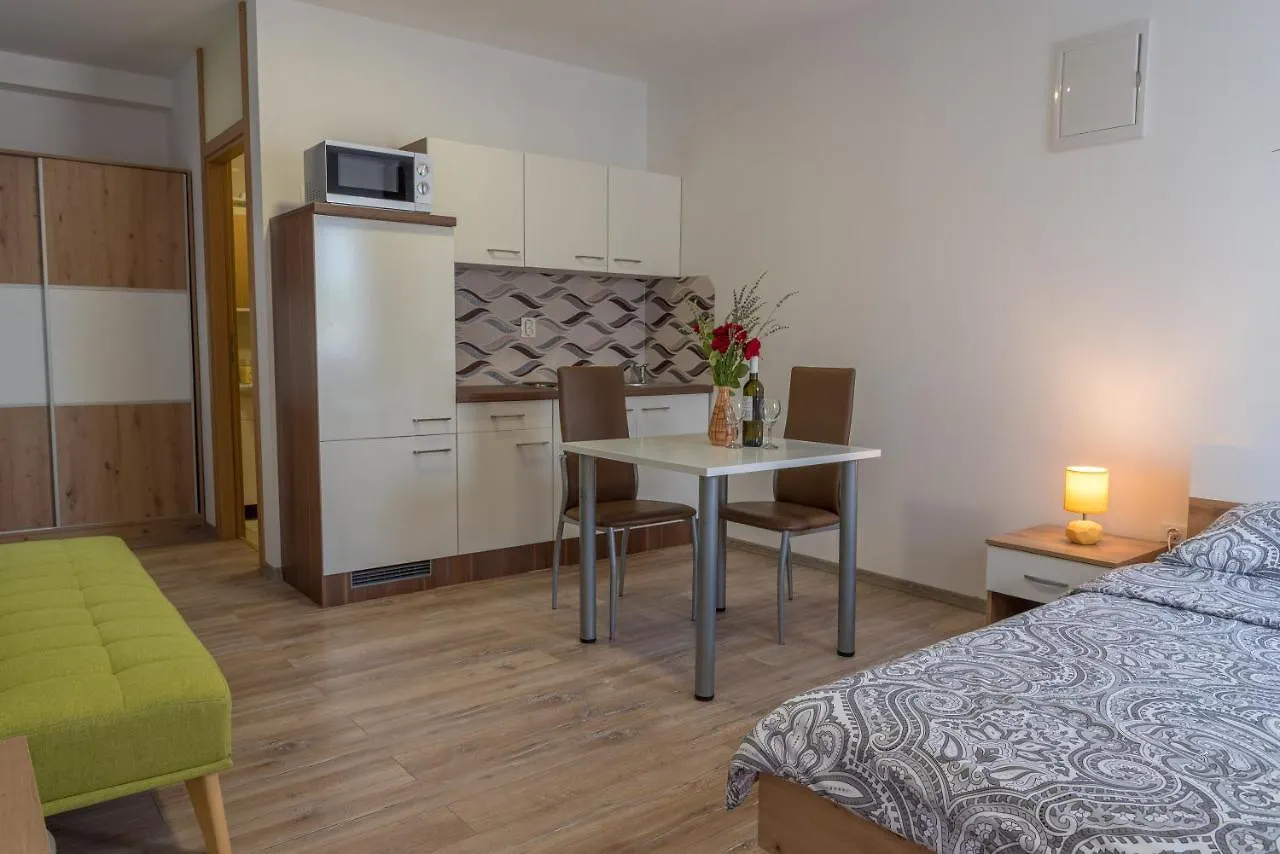 Apartmani Krzak Nin 0*,  Croatia